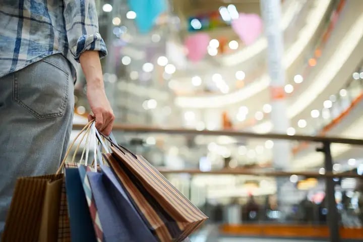 kelly partners - industry - retail