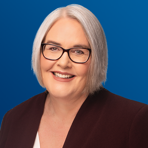 Debbie-Innes_Hunter